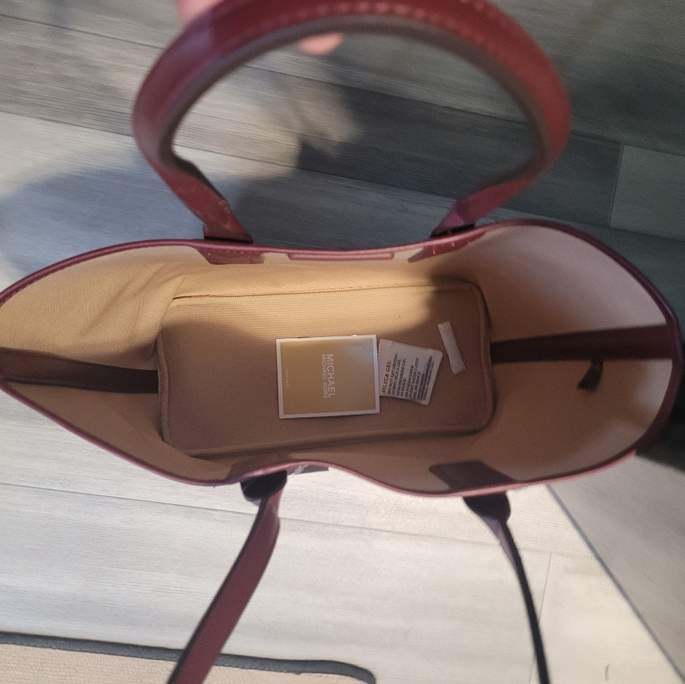 Michael Kors handbag Mod Merlot - Picture 6 of 6